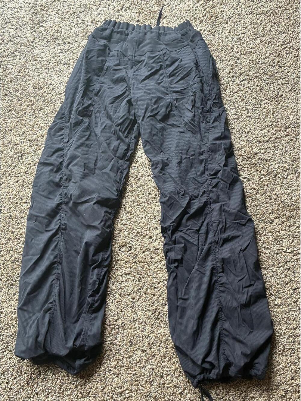 Lululemon Black Nylon Spandex Athletic Pants Size 12